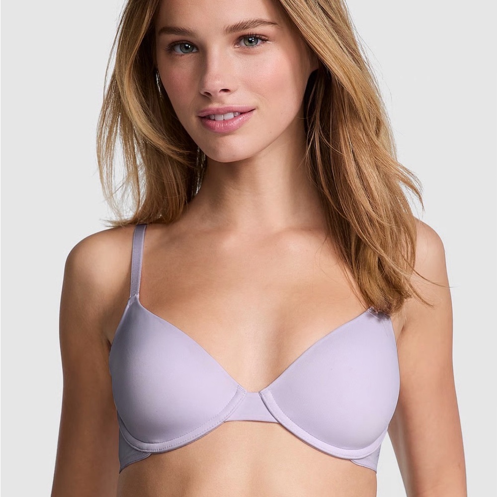 3 PINK wear everywhere t-shirt lightly lined bra